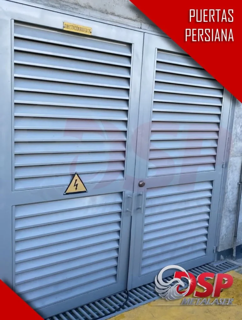 Puerta persiana de doble hoja